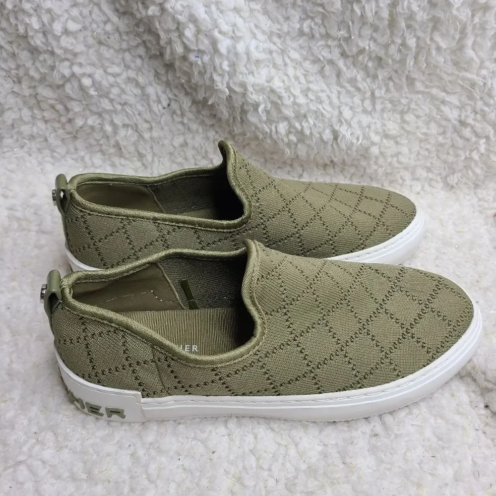 Marc Fisher MFDELYA Olive Green Slip On Loafers Flat Shoes sz 7.5